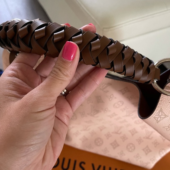 💔SOLD💔 Louis Vuitton Carmel Mahina - Picture 5 of 11